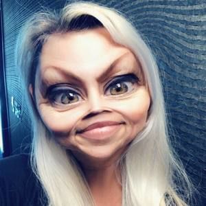 Meet your Posher, Deanna